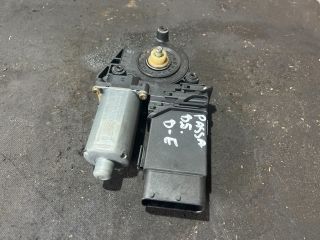 bontott VW PASSAT B5 Jobb első Ablakemelő Motor