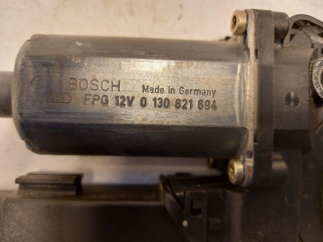 bontott VW PASSAT B5 Jobb első Ablakemelő Motor