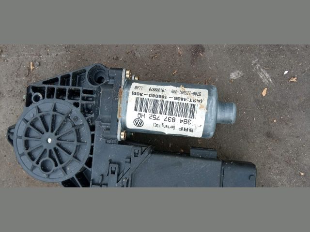 bontott VW PASSAT B5 Jobb első Ablakemelő Motor