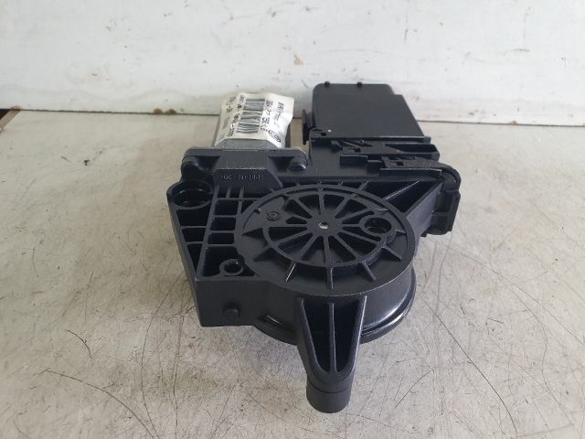 bontott VW PASSAT B5 Jobb első Ablakemelő Motor