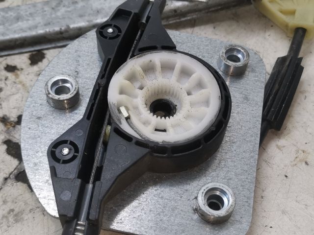 bontott VW PASSAT B5 Jobb első Ablakemelő Szerkezet (Elektromos)