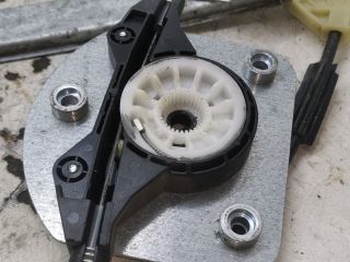 bontott VW PASSAT B5 Jobb első Ablakemelő Szerkezet (Elektromos)