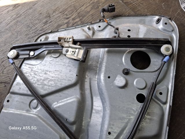 bontott VW PASSAT B5 Jobb első Ablakemelő Szerkezet (Elektromos)