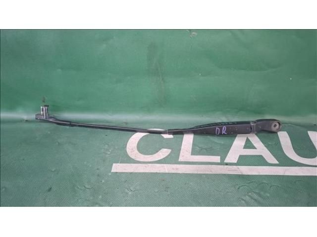 bontott VW PASSAT B5 Jobb első Ablaktörlő Kar