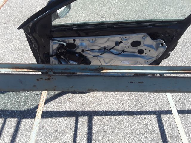 bontott VW PASSAT B5 Jobb első Ajtó (Részeivel)