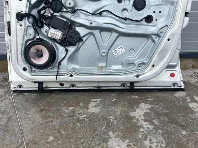 bontott VW PASSAT B5 Jobb első Ajtó (Üres lemez)