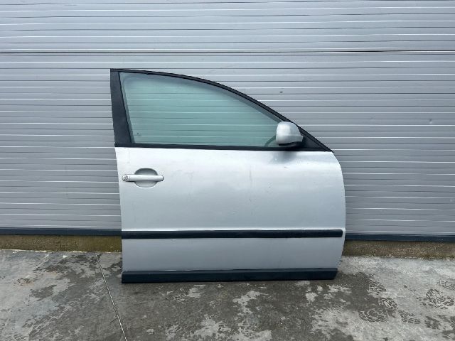 bontott VW PASSAT B5 Jobb első Ajtó (Üres lemez)