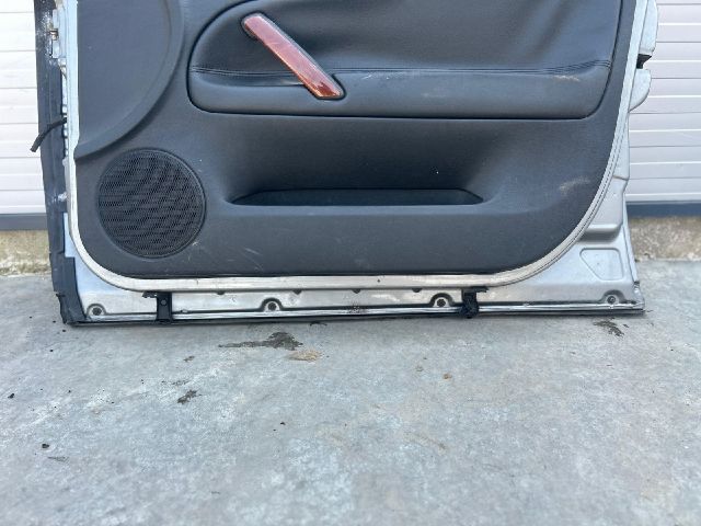 bontott VW PASSAT B5 Jobb első Ajtó (Üres lemez)