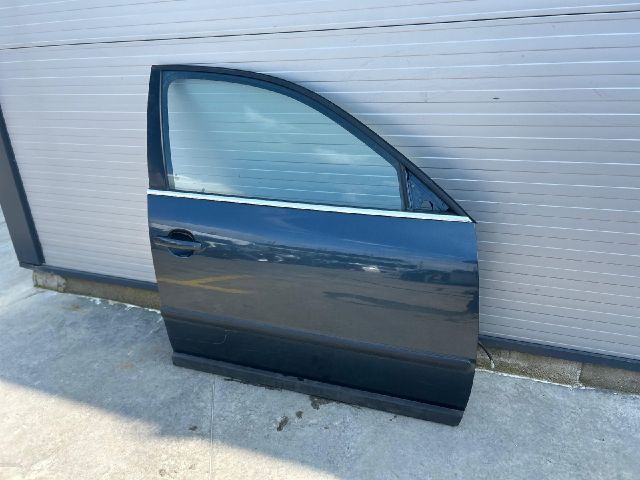 bontott VW PASSAT B5 Jobb első Ajtó (Üres lemez)