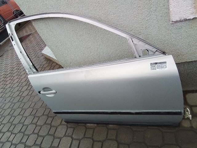 bontott VW PASSAT B5 Jobb első Ajtó (Üres lemez)