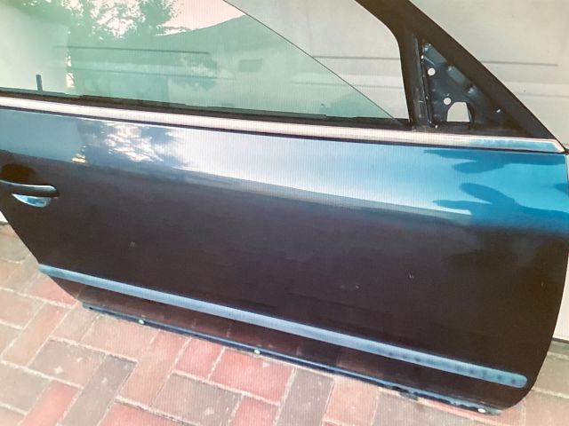 bontott VW PASSAT B5 Jobb első Ajtó (Üres lemez)