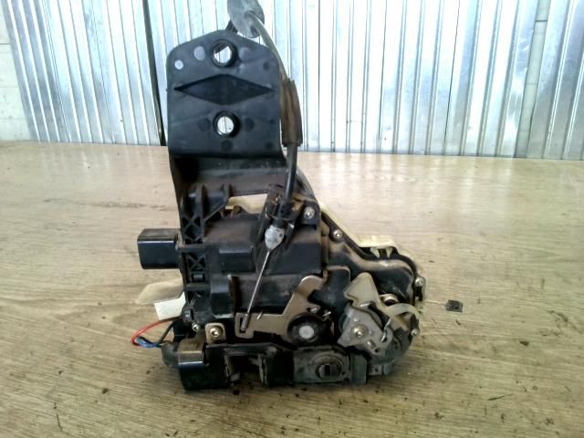 bontott VW PASSAT B5 Jobb első Ajtózár