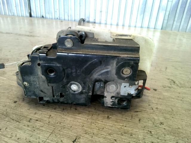 bontott VW PASSAT B5 Jobb első Ajtózár