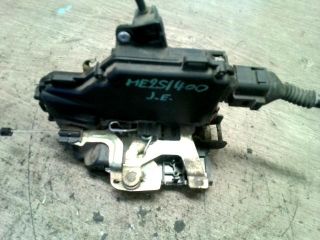 bontott VW PASSAT B5 Jobb első Ajtózár