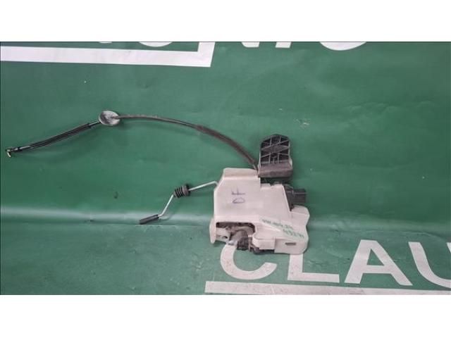 bontott VW PASSAT B5 Jobb első Ajtózár