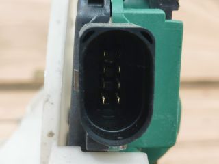 bontott VW PASSAT B5 Jobb első Ajtózár