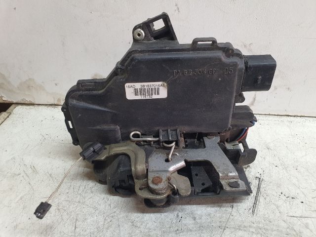 bontott VW PASSAT B5 Jobb első Ajtózár