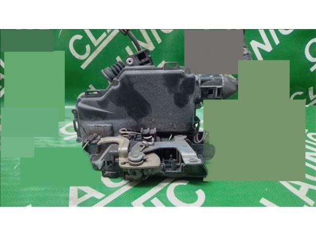 bontott VW PASSAT B5 Jobb első Ajtózár