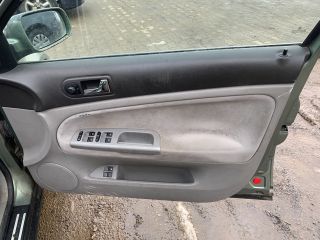 bontott VW PASSAT B5 Jobb első Ajtózár
