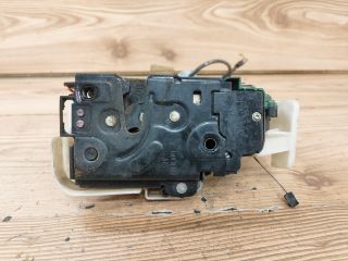 bontott VW PASSAT B5 Jobb első Ajtózár