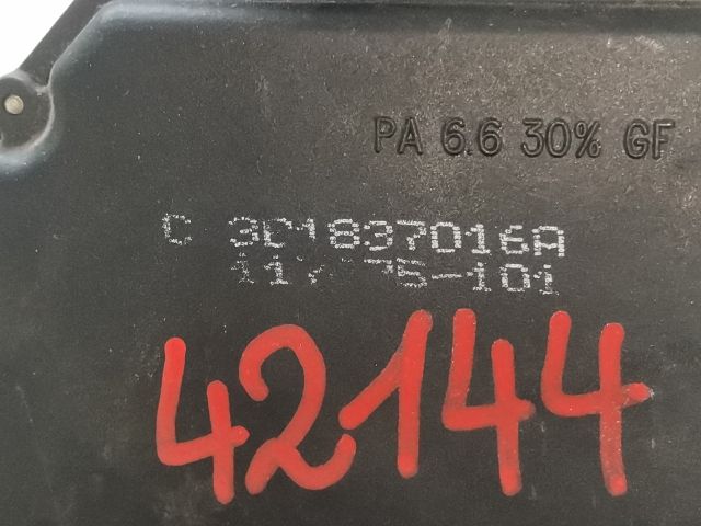 bontott VW PASSAT B5 Jobb első Ajtózár