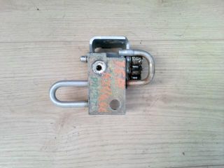 bontott VW PASSAT B5 Jobb első Alsó Zsanér