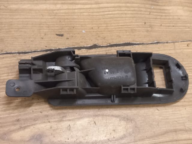 bontott VW PASSAT B5 Jobb első Belső Kilincs