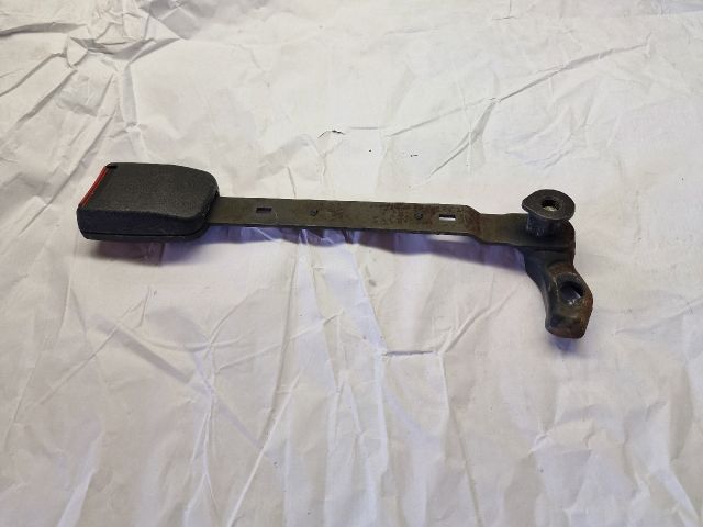 bontott VW PASSAT B5 Jobb első Biztonsági Öv Csat