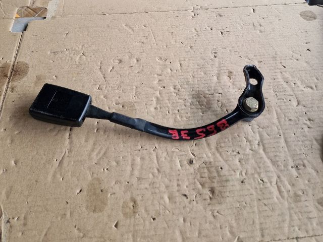 bontott VW PASSAT B5 Jobb első Biztonsági Öv Csat