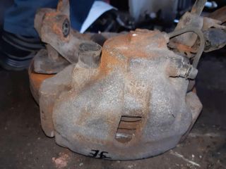 bontott VW PASSAT B5 Jobb első Csonkállvány Kerékaggyal