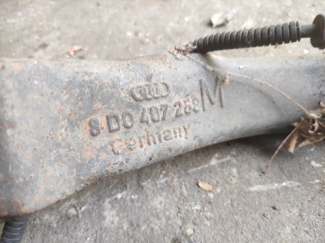 bontott VW PASSAT B5 Jobb első Csonkállvány Kerékaggyal