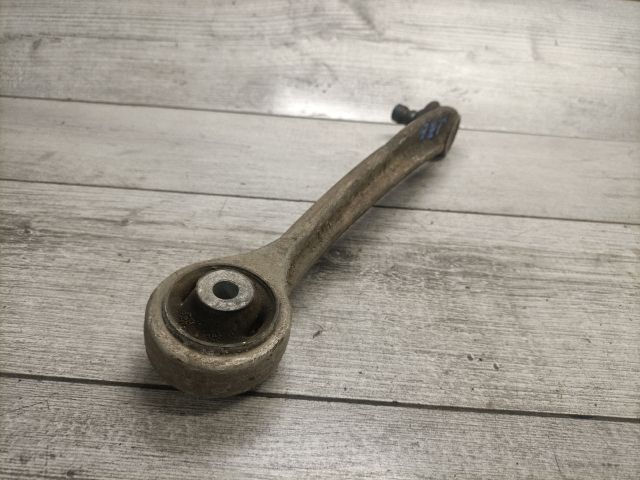 bontott VW PASSAT B5 Jobb első Felső Lengőkar