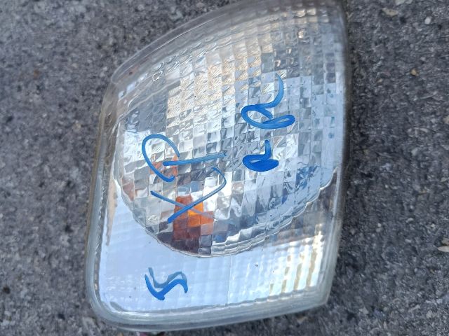 bontott VW PASSAT B5 Jobb első Irányjelző