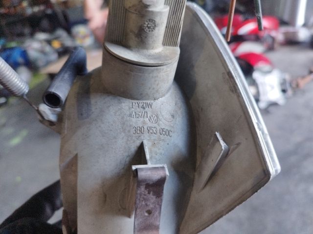 bontott VW PASSAT B5 Jobb első Irányjelző