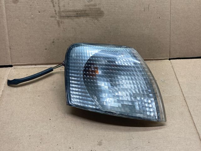 bontott VW PASSAT B5 Jobb első Irányjelző