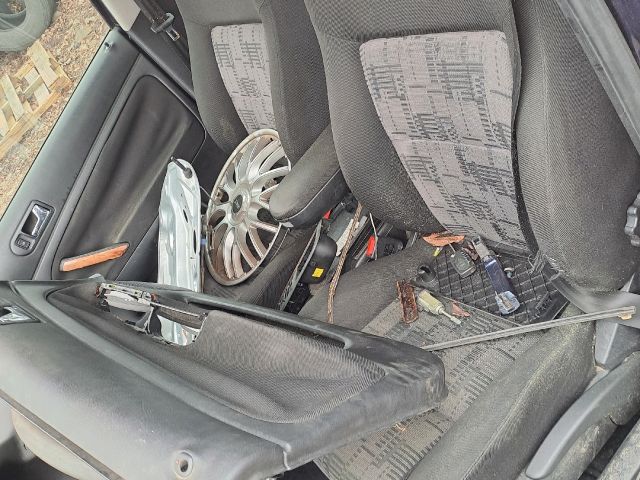 bontott VW PASSAT B5 Jobb első Kilincs Bowden