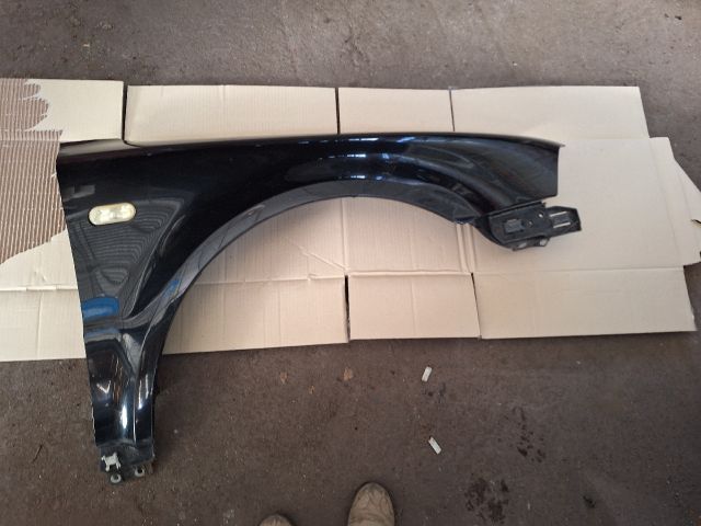 bontott VW PASSAT B5 Jobb első Sárvédő