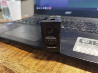 bontott VW PASSAT B5 Jobb első Ülésfűtés Kapcsoló