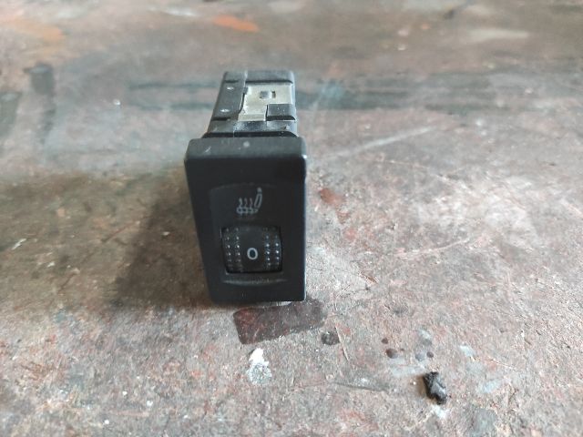 bontott VW PASSAT B5 Jobb első Ülésfűtés Kapcsoló