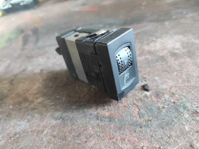 bontott VW PASSAT B5 Jobb első Ülésfűtés Kapcsoló