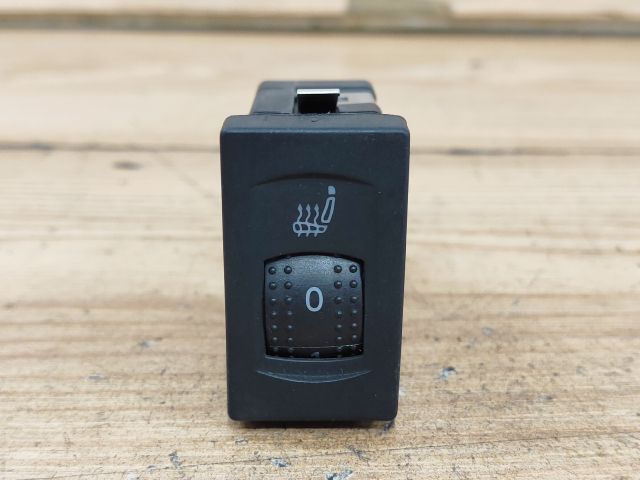 bontott VW PASSAT B5 Jobb első Ülésfűtés Kapcsoló