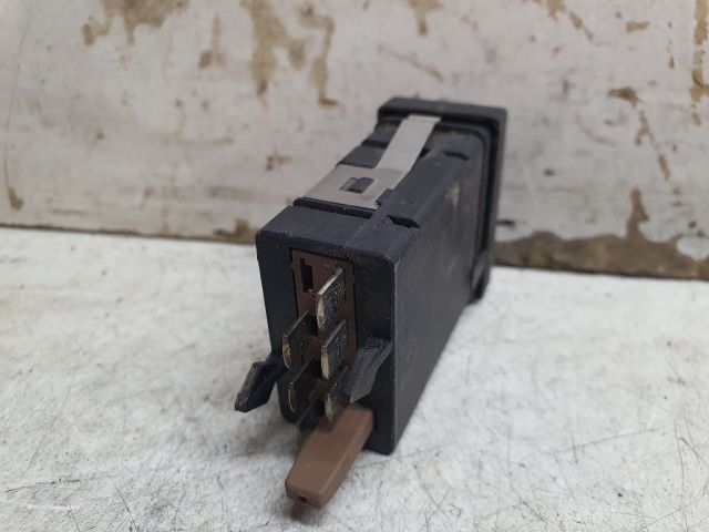 bontott VW PASSAT B5 Jobb első Ülésfűtés Kapcsoló