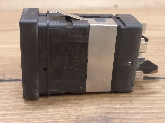 bontott VW PASSAT B5 Jobb első Ülésfűtés Kapcsoló