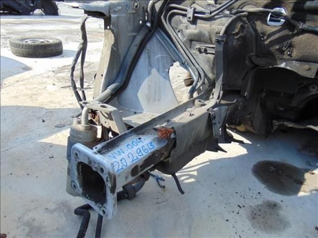 bontott VW PASSAT B5 Jobb első Ütközéscsillapító