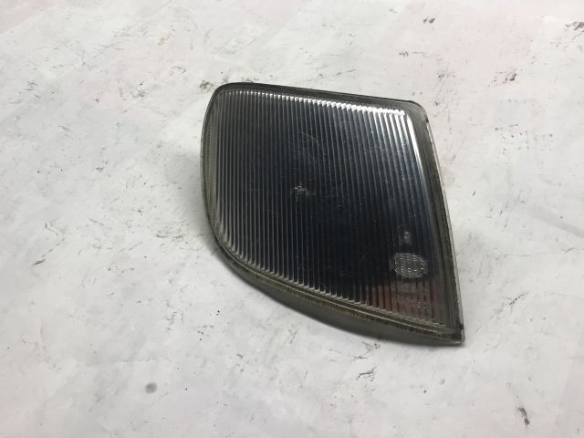 bontott VW PASSAT B5 Jobb Fényszóró Prizma