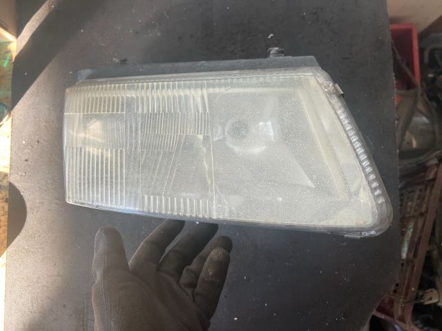 bontott VW PASSAT B5 Jobb Fényszóró