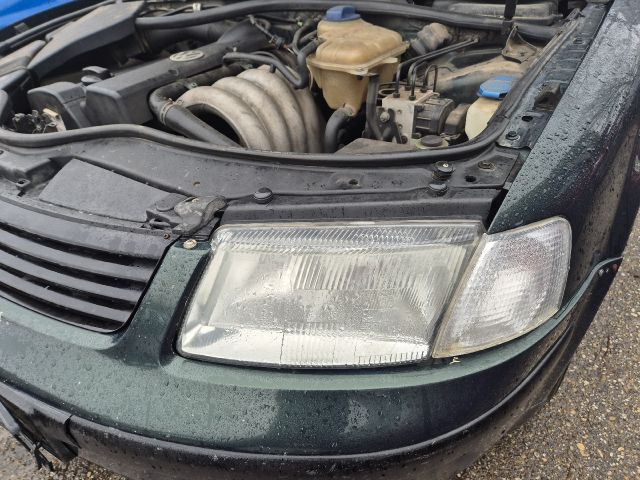 bontott VW PASSAT B5 Jobb Fényszóró