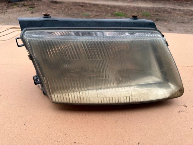 bontott VW PASSAT B5 Jobb Fényszóró