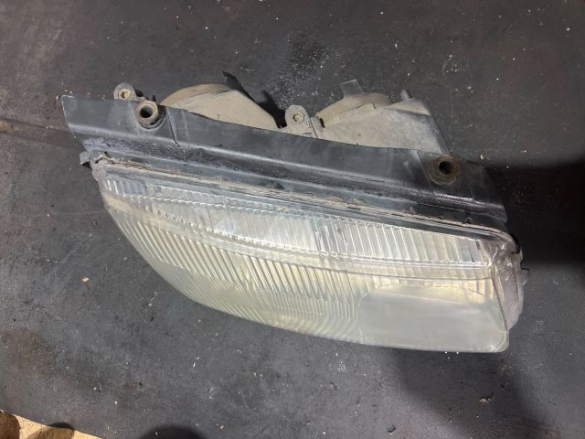 bontott VW PASSAT B5 Jobb Fényszóró