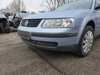 bontott VW PASSAT B5 Jobb Fényszóró